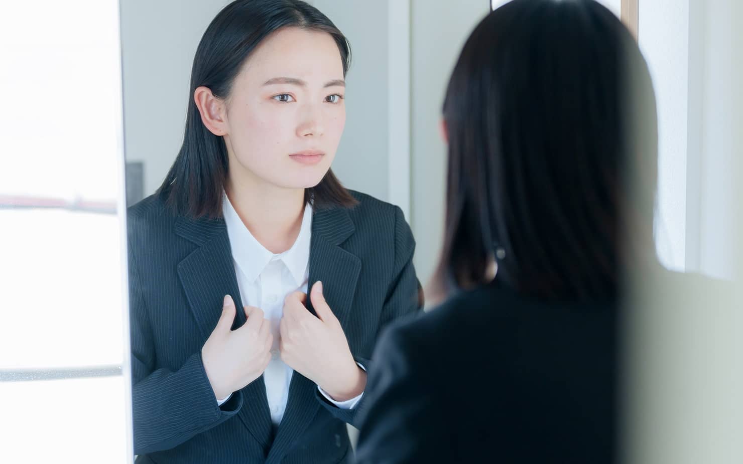 接客業に就職するなら？面接用のメイクについて