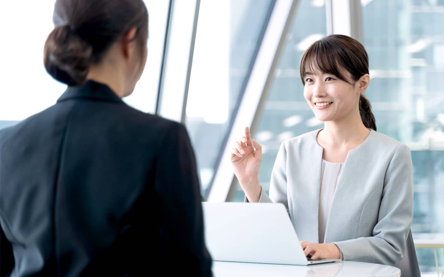 「身だしなみ×コミュニケーション」研修の魅力
