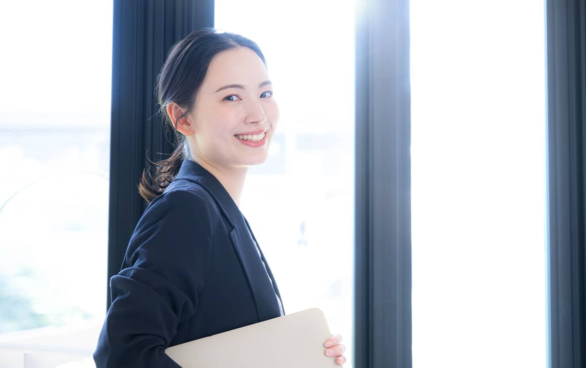若手の成長に効果的な新人教育とは 基礎力を高める身だしなみ×コミュニケーション研修