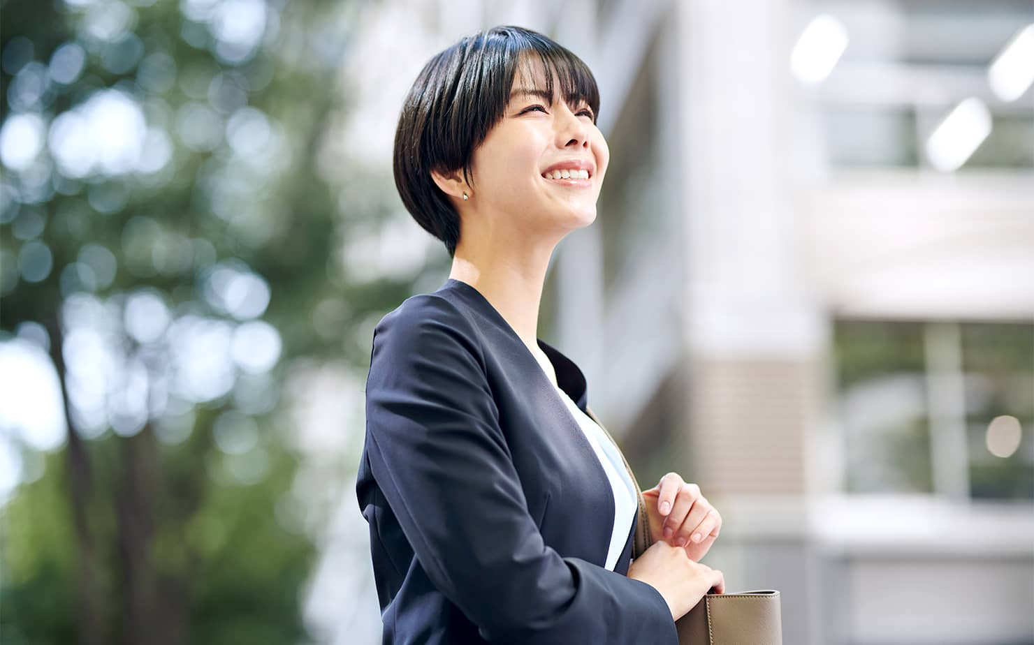 なぜ企業ブランディングに身だしなみが重要なのか
