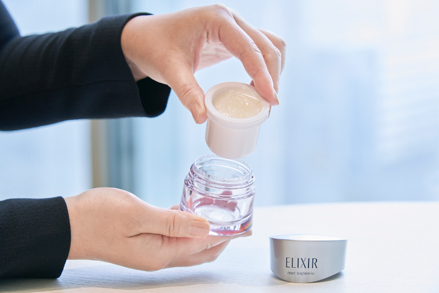 Providing safe and sustainable packaging by carefully verifying each product
