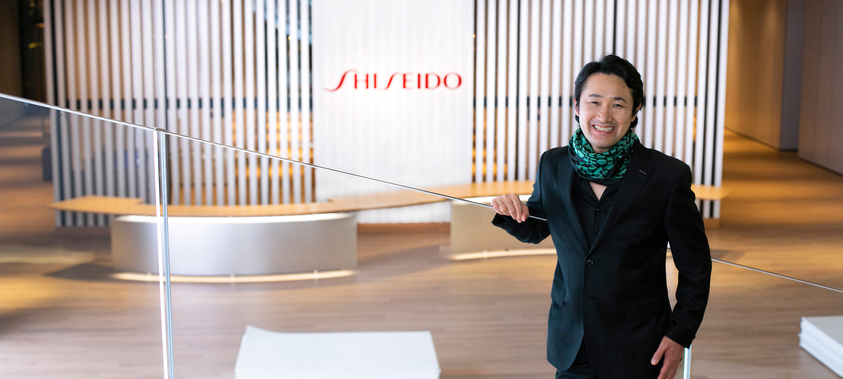 Exquisitely fusing two seemingly opposite values into a “DYNAMIC HARMONY”. The new growth strategy in Shiseido’s R&D