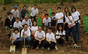 Participants of the planting event
