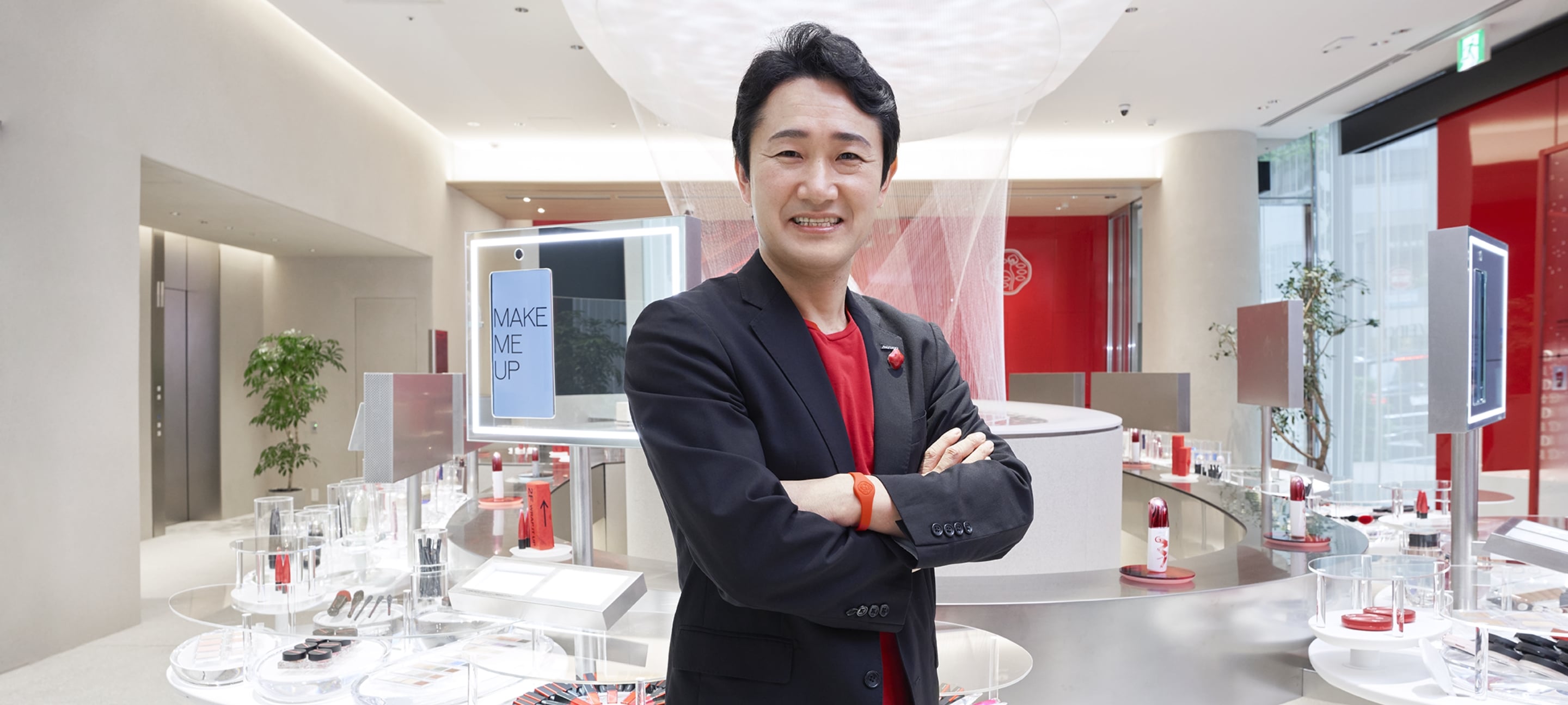 Yoshiaki Okabe, Brand SHISEIDO Chief Brand Officer