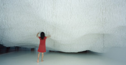 大巻伸嗣　Liminal Air -descend-@金沢21世紀美術館デザインギャラリー(c)Tadasu Yamamoto