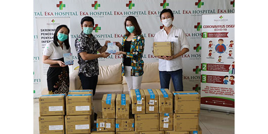 インドネシアでマスク、商品を寄付