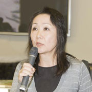 山崎氏