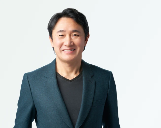 Senior Executive Officer
Chief Innovation Officer (CIO)
Chief Brand Innovation Officer (CBIO)
Yoshiaki Okabe