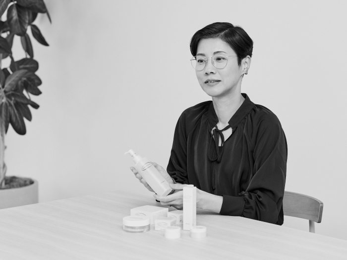 Emiko Shiota, Package Design Team, Perfect Cover Product Development Team